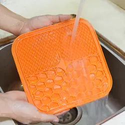 Schleckmatte für Hunde - orange, spülmaschinengeeignet